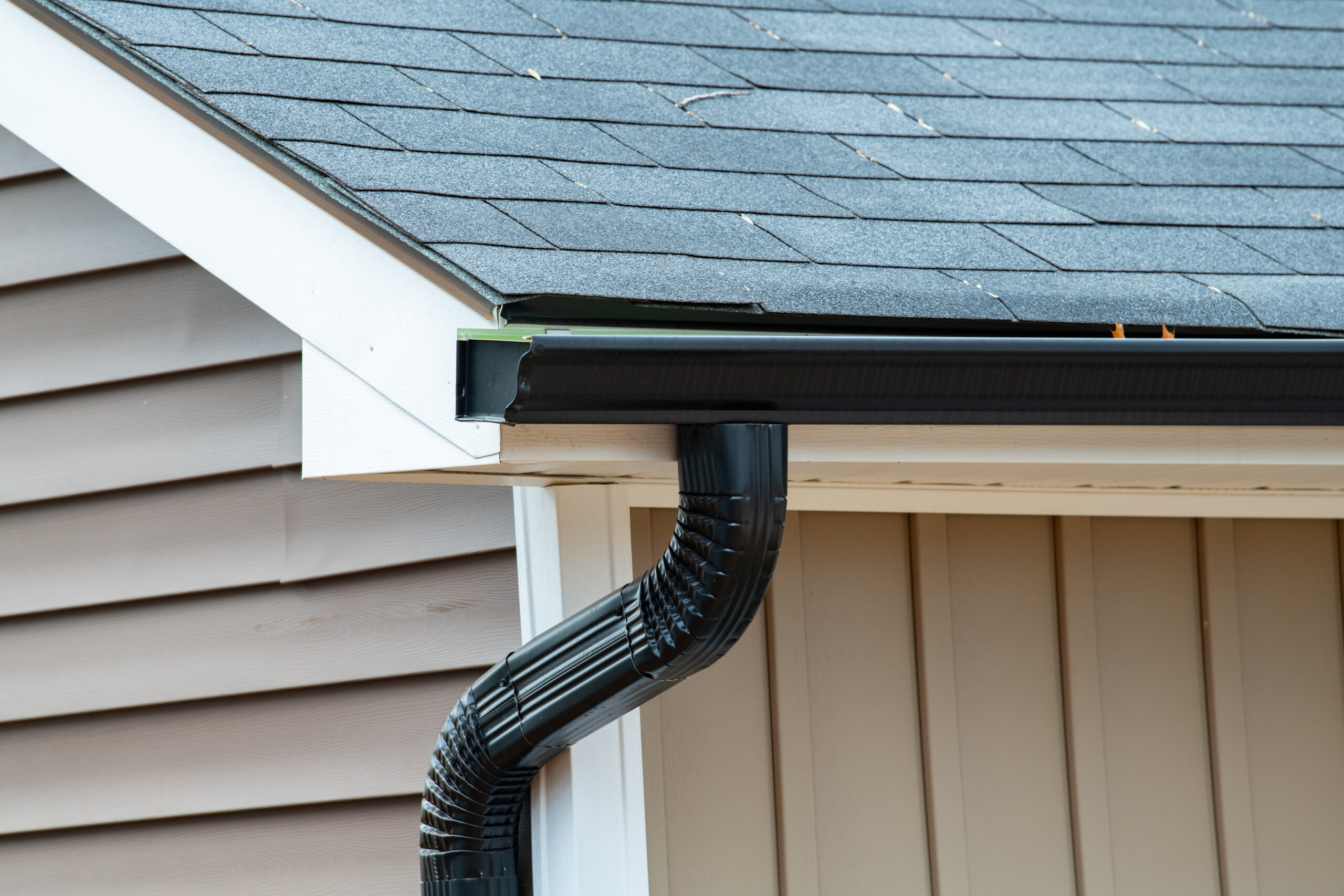 Gutter Problems That Show Up After Winter in DFW